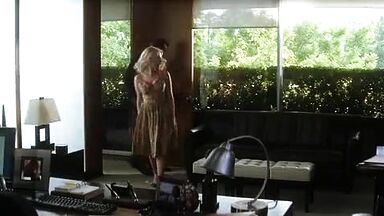 Scarlett Johansson sexy in He’s Just Not That Into You