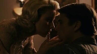 Scarlett Johansson sexy in The Black Dahlia