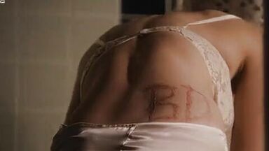Scarlett Johansson sexy in The Black Dahlia