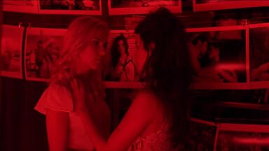 Scarlett Johansson Sexy in Vicky Cristina Barcelona