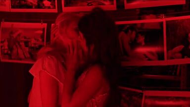 Scarlett Johansson Sexy in Vicky Cristina Barcelona
