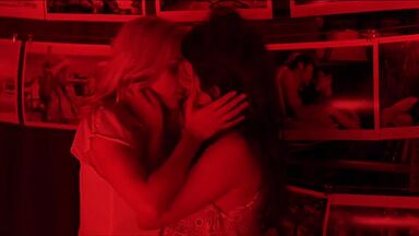 Scarlett Johansson Sexy in Vicky Cristina Barcelona