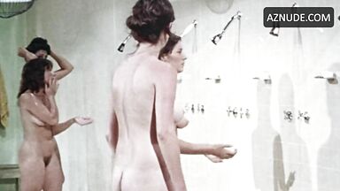 Naked fight of Prison Girls