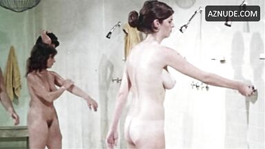 Naked fight of Prison Girls