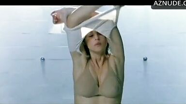 Monica Bellucci naked in Agents Secrets