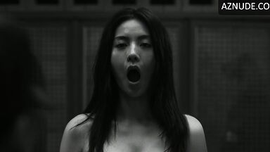 Nana naked in Mask Girl