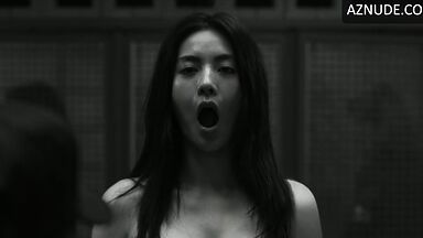 Nana naked in Mask Girl