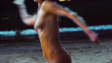 Jennifer Lawrence (No Hard Feelings) scene