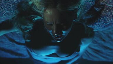 Jennifer Lawrence solo scene