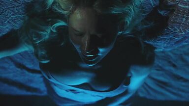 Jennifer Lawrence solo scene