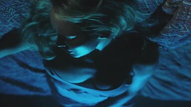 Jennifer Lawrence solo scene