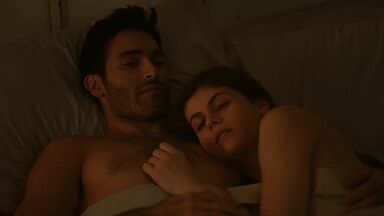Alexandra Daddario naked in Can You Keep a Secret (2019)