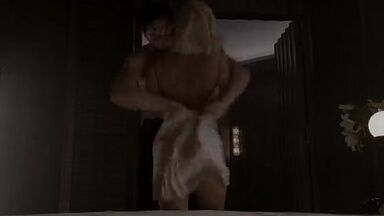 Lady Gag, Alexandra Daddario naked in American Horror Story  (2015)