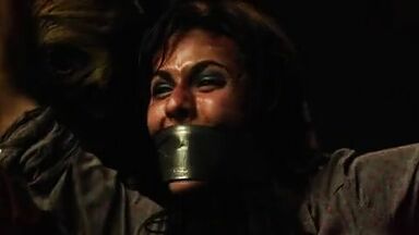 Alexandra Daddario sexy in Texas Chainsaw (2013)
