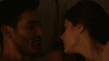 Alexandra Daddario, Kimiko Glenn, Sunita Mani hot in Can You Keep a Secret (2019)