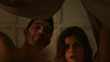 Alexandra Daddario, Kimiko Glenn, Sunita Mani hot in Can You Keep a Secret (2019)