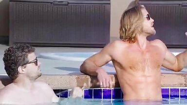 Alexandra Daddario, Kate Upton sexy in The Layover
