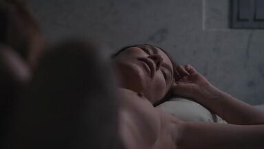 The Girlfriend Experience Lesbic Scene