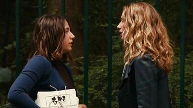 Teen girls in love