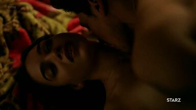 Melissa Barrera in Vida (2018)