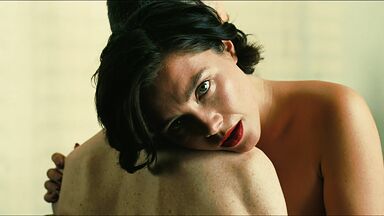 Florence Pugh nude in Oppenheimer