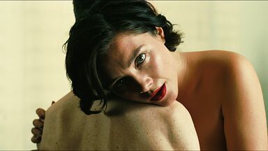 Florence Pugh nude in Oppenheimer