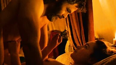 Florence Pugh sexy in Outlaw King (2018)