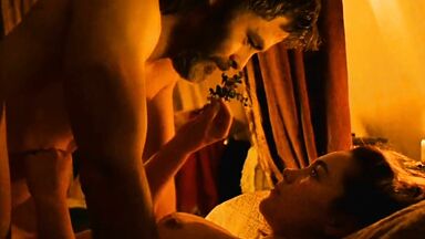Florence Pugh sexy in Outlaw King (2018)