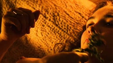 Florence Pugh sexy in Outlaw King (2018)