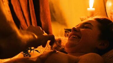 Florence Pugh sexy in Outlaw King (2018)