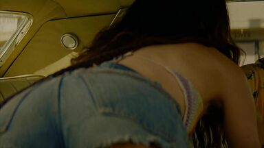 Margaret Qualley been hot