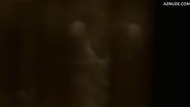 Kate Winslet make love with kisses