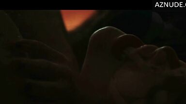 Keira Knightley passionate lovemaking in the bedroom