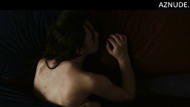 Keira Knightley passionate lovemaking in the bedroom