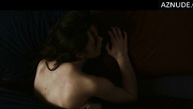 Keira Knightley passionate lovemaking in the bedroom
