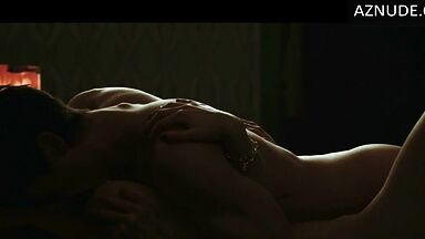 Keira Knightley passionate lovemaking in the bedroom