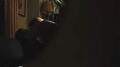 Kate Winslet having sex on the sofa