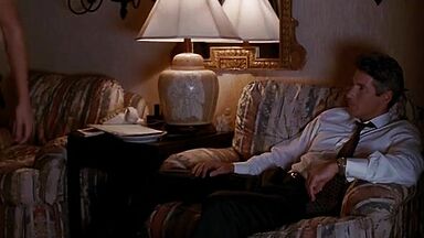Julia Roberts is sexy and makes love