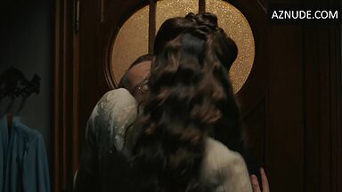 Keira Knightley make a man cry