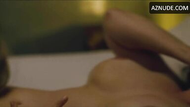 Kate Winslet and Saoirse Ronan make oral sex on each other until ejaculation