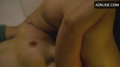 Kate Winslet and Saoirse Ronan make oral sex on each other until ejaculation