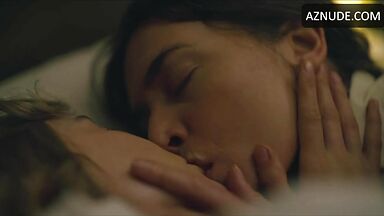Kate Winslet and Saoirse Ronan make oral sex on each other until ejaculation