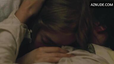 Kate Winslet and Saoirse Ronan make oral sex on each other until ejaculation