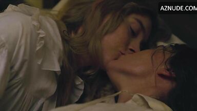 Kate Winslet and Saoirse Ronan make oral sex on each other until ejaculation