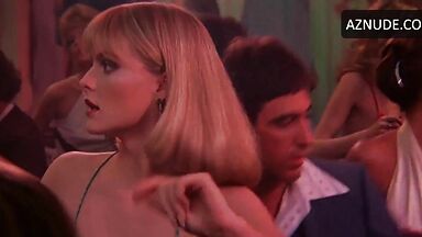 Michelle Pfeiffer dances really well