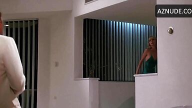 Michelle Pfeiffer dances really well