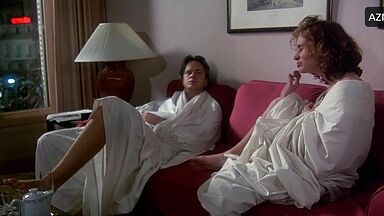 Julia Roberts and her sexy legs