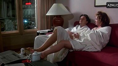 Julia Roberts and her sexy legs