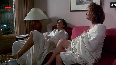 Julia Roberts and her sexy legs