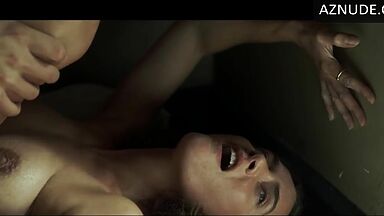 Kate Winslet has gorgeous nipples